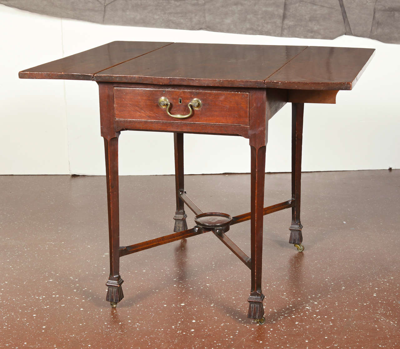 George III Mahogany Drop-Leaf Table