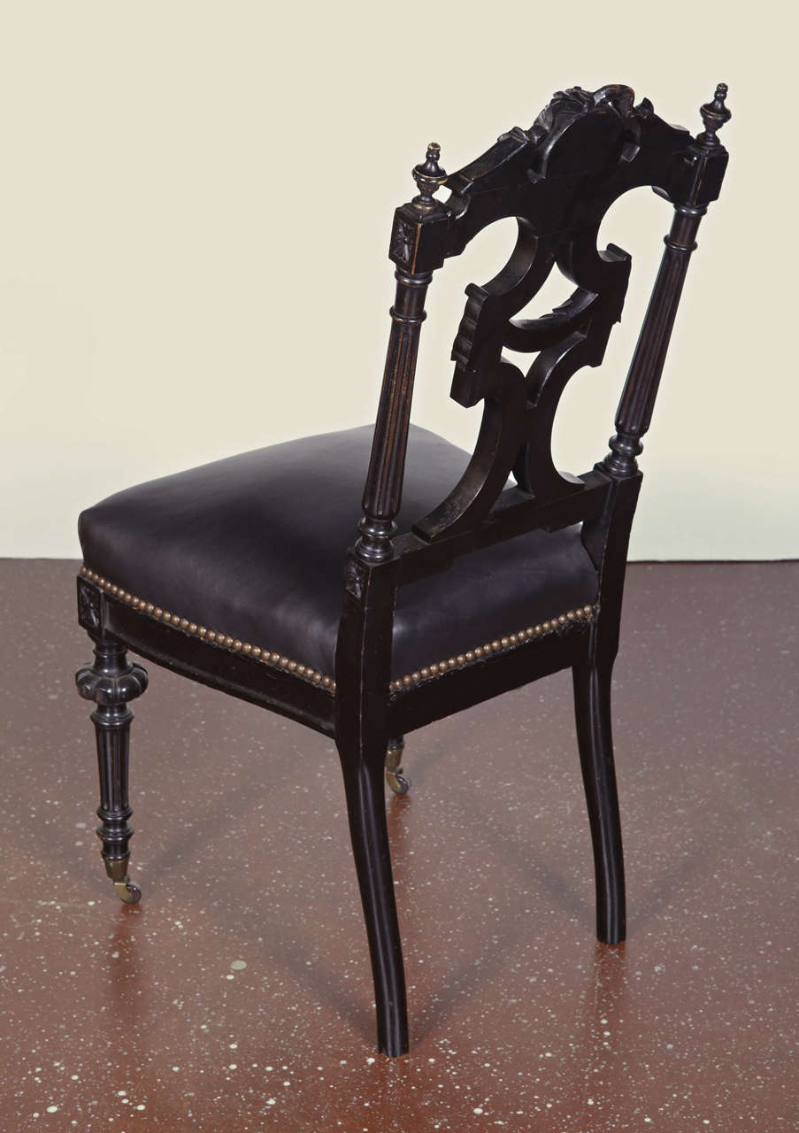 Great Britain (UK) Pair of 19th c. Ebonized Side Chairs For Sale