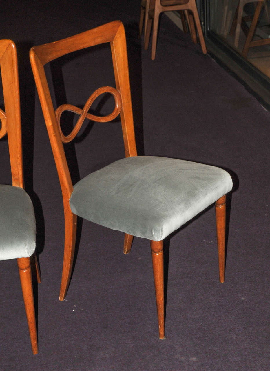 Walnut Set of Eight 1950's Italian Chairs For Sale