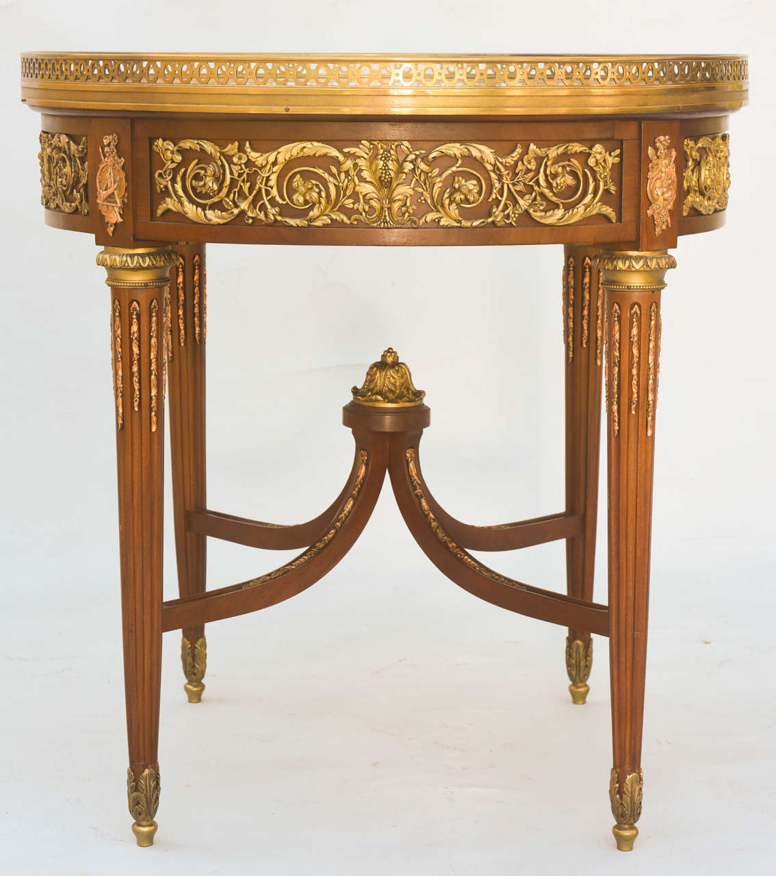 19c. BouillotteTable Inlaid with Bronze Scrollwork In Excellent Condition For Sale In West Palm Beach, FL