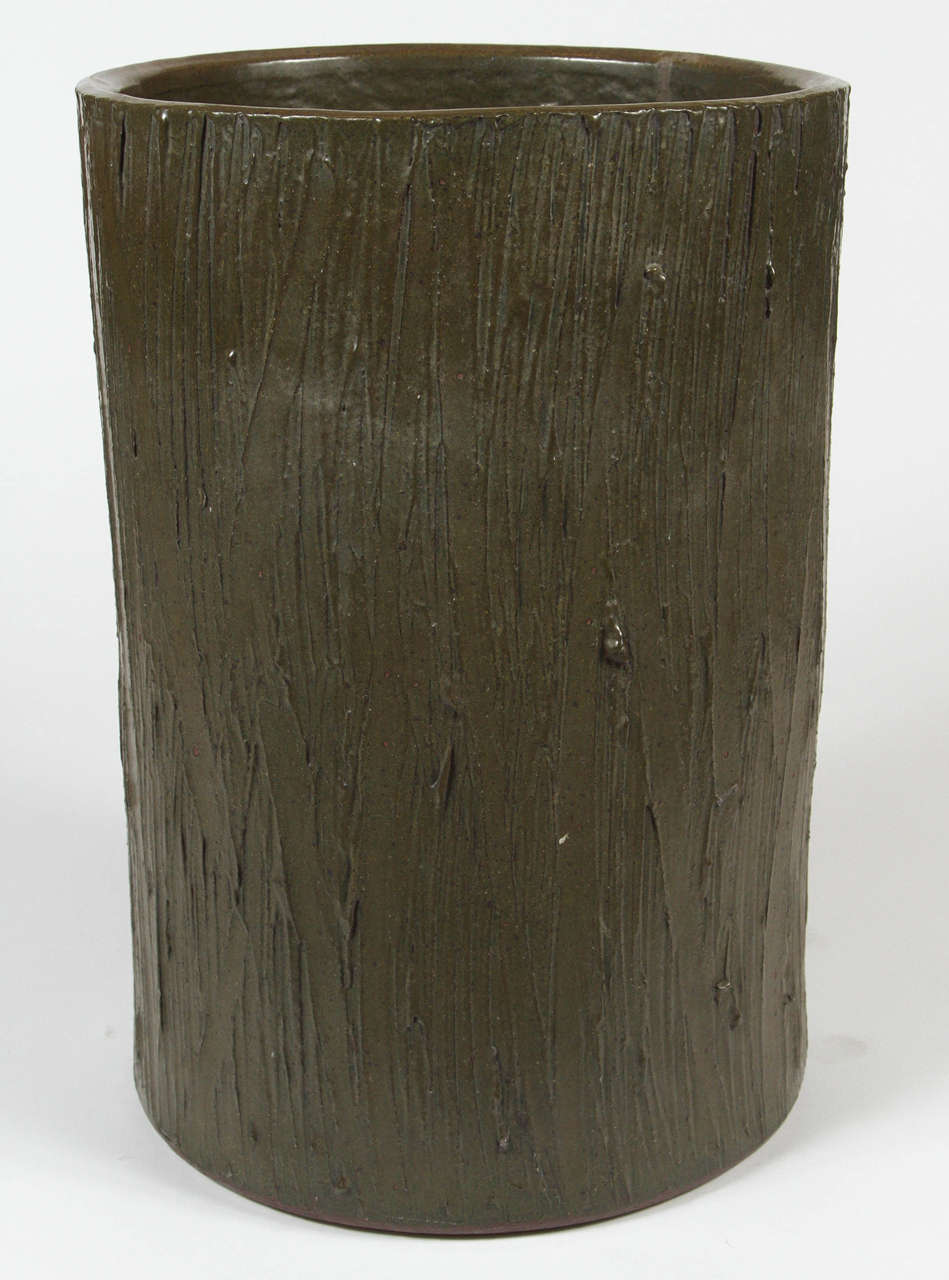 4030 olive green glazed stoneware planter with linear texture by David Cressey for Architectural Pottery Pro Artisan collection, circa 1970.