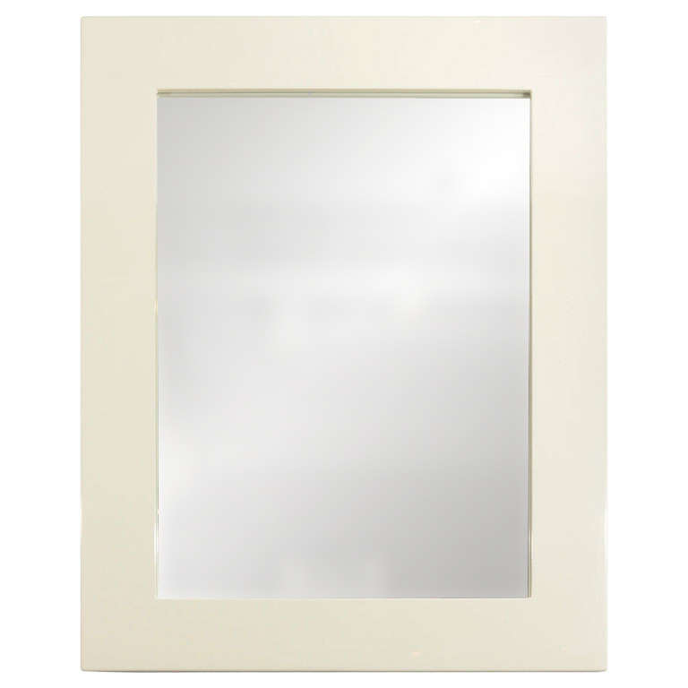 Miroir en laque blanc cassé