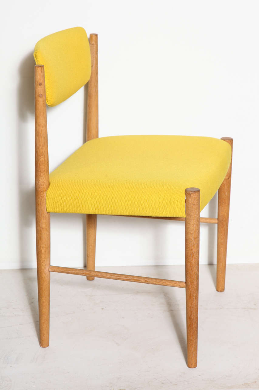 Danish Vintage Oak Dining Chairs In Excellent Condition In New York, NY