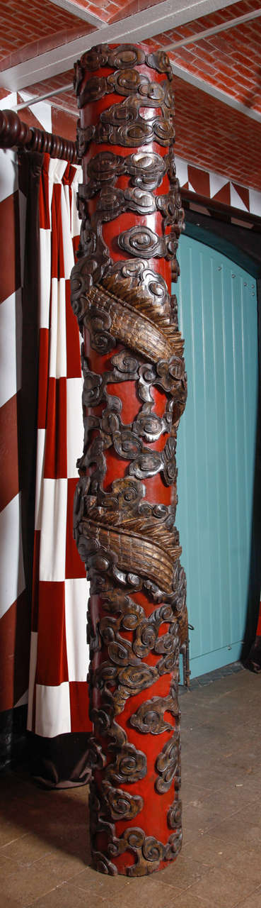 Pair of Chinese Dragon Columns Made in Shanghai, 1895 In Excellent Condition For Sale In Sint-Kruis, BE