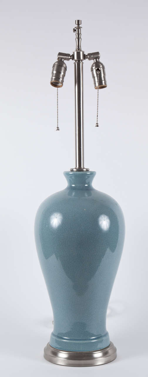 Blau-graue glasierte Lampe mit Krakel von Paul Hanson im Zustand „Gut“ im Angebot in New York, NY