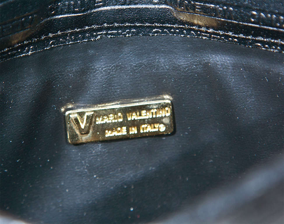 Valentino Textured Leather 'V' Logo Clutch* presented by funkyfinders In Excellent Condition In Stamford, CT