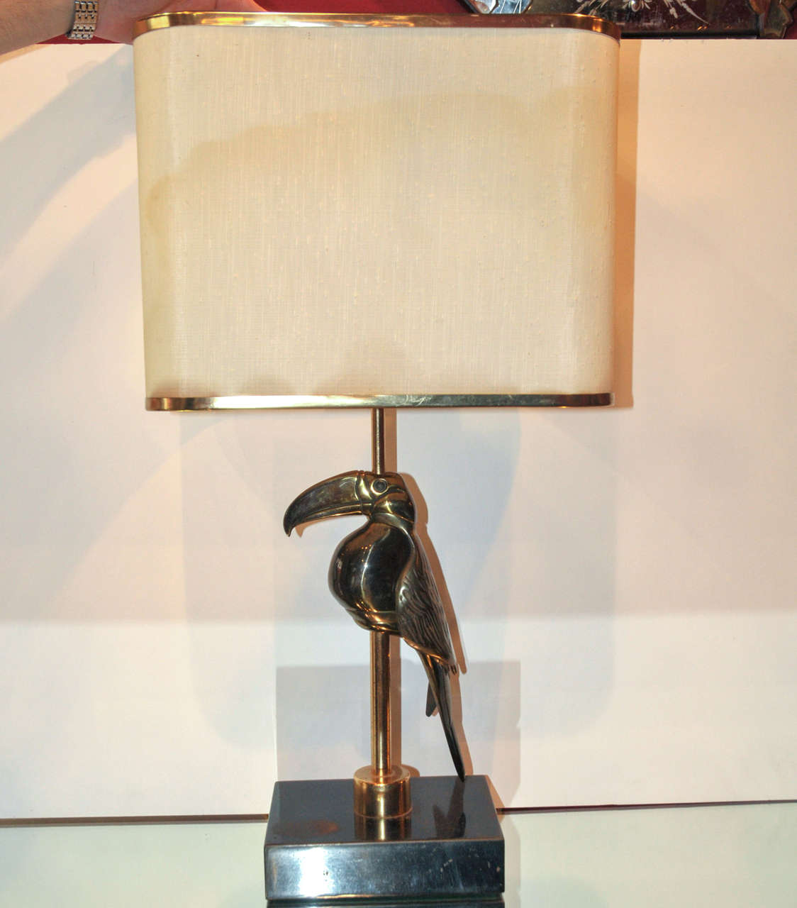 French 1970s Lamp with a Bronze Toucan For Sale