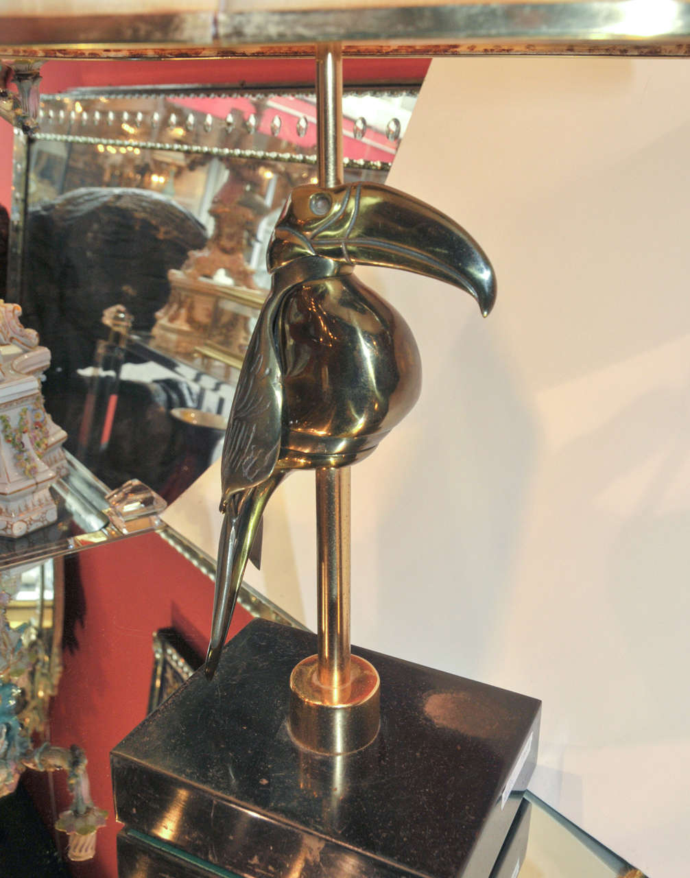 Lampe des années 1970 avec un toucan en bronze en vente 3