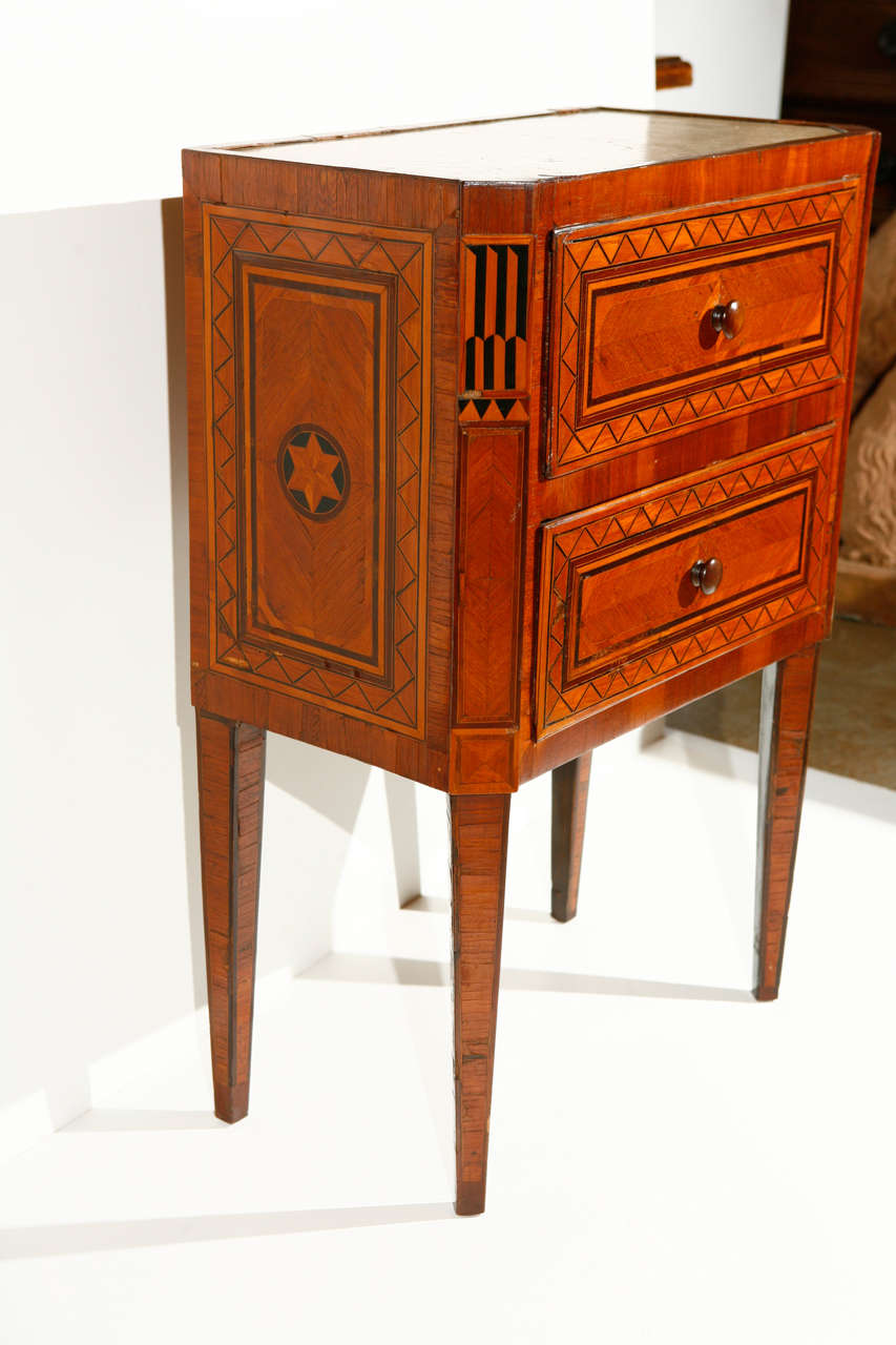 Italian Neoclassiscal Bedside Table In Excellent Condition For Sale In Newport Beach, CA