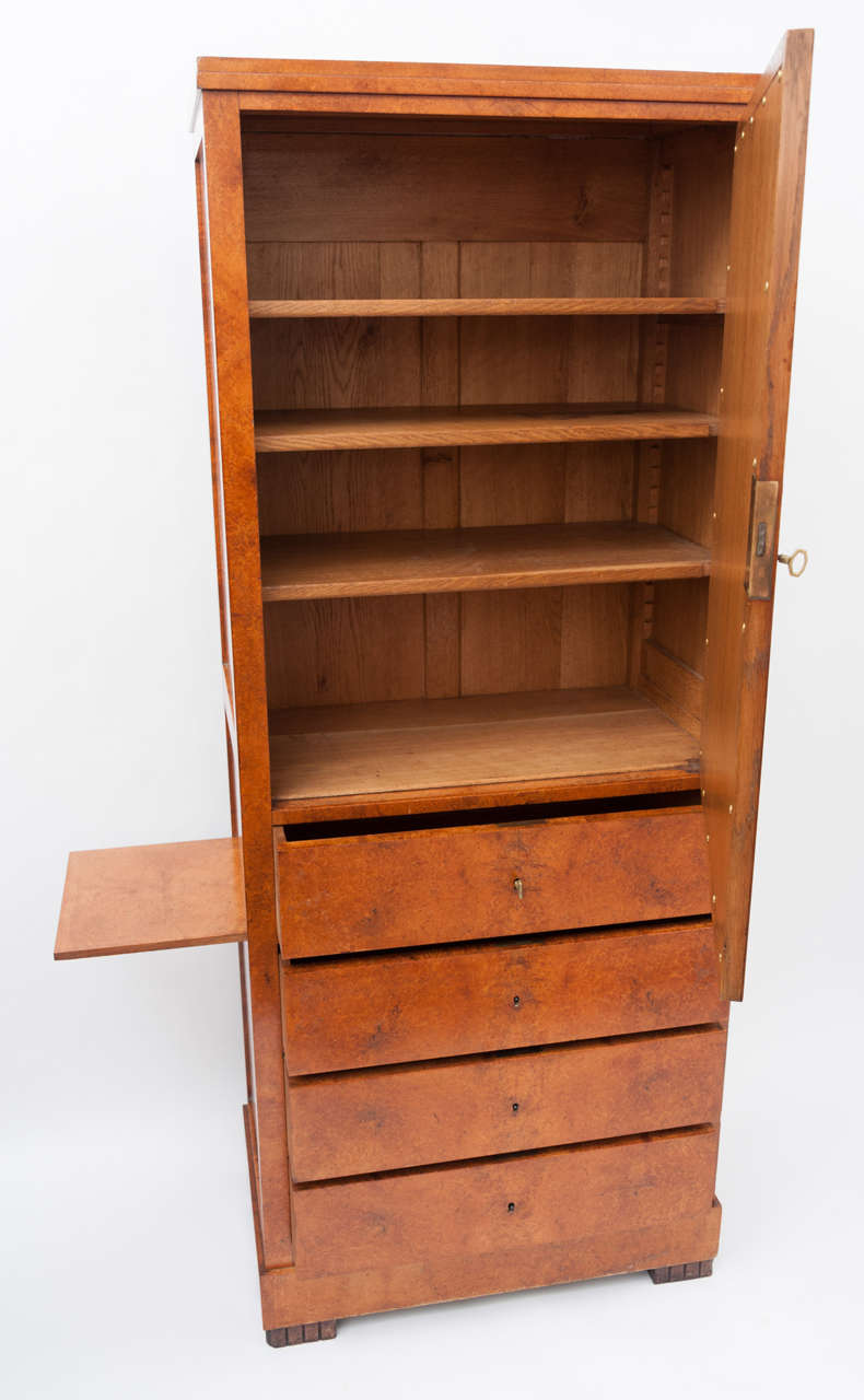 19th Century North European Amboyna Cabinet / Bookcase For Sale 3