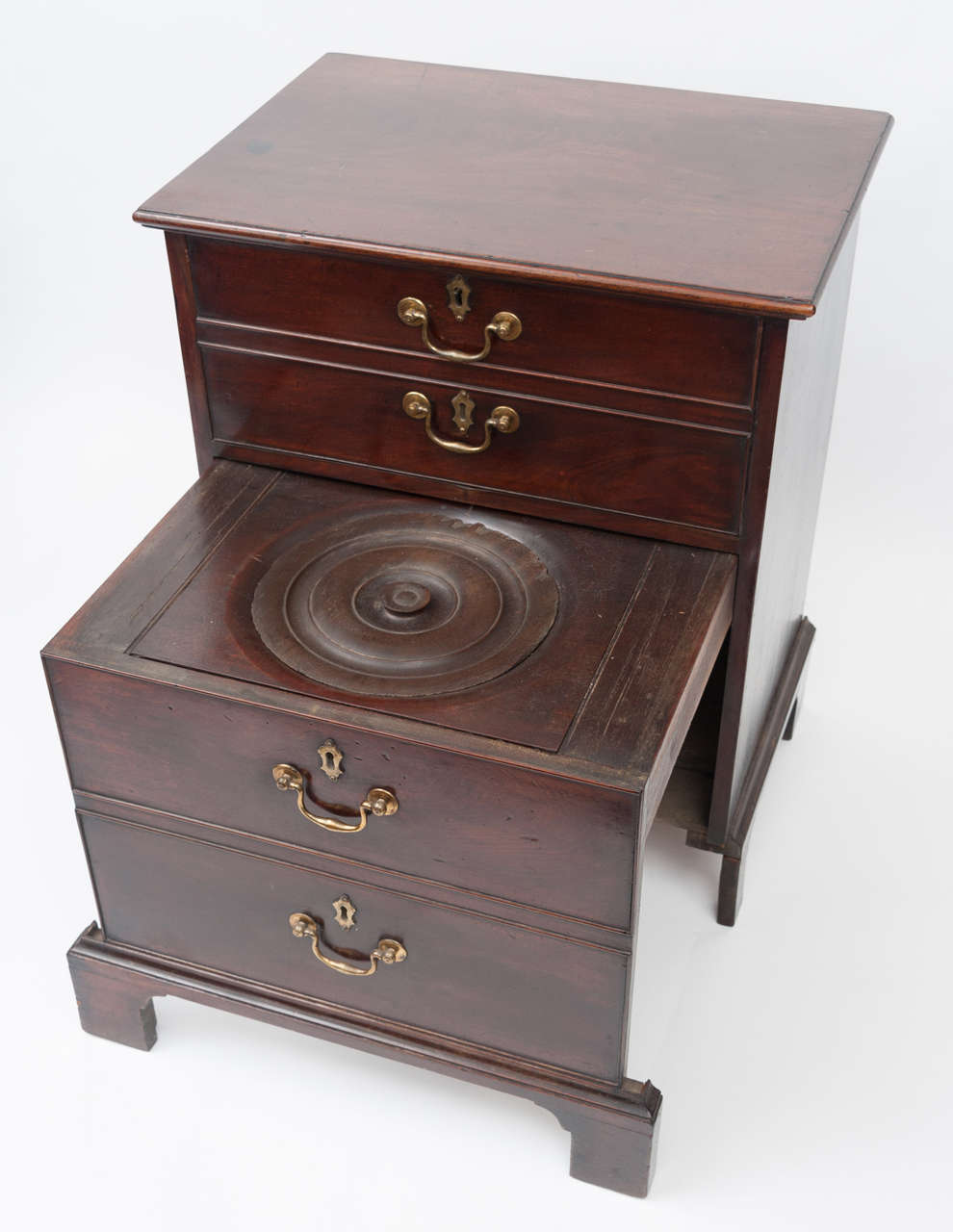 Chippendale Geo III Mahogany Bedside Cabinet or Commode For Sale