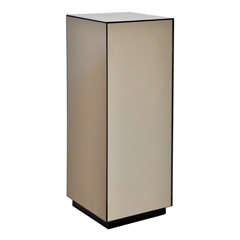Mirrored Pedestal