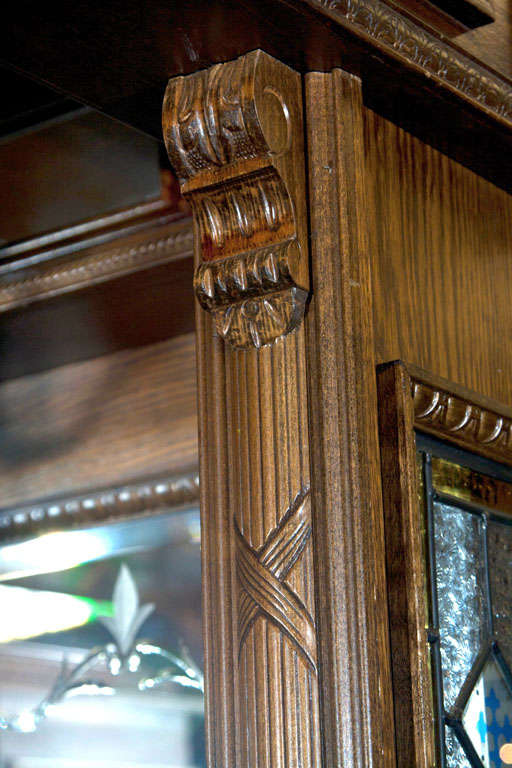 Late 20th Century Vintage English Oak Corner Pub Bar