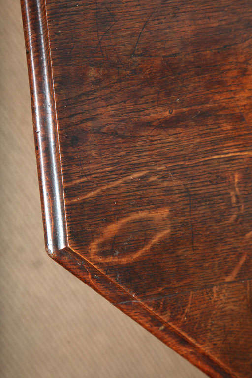 19th Century English Oak Bobbin Turned Octagonal Table 5