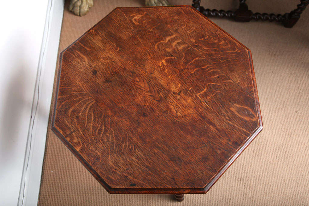 19th Century English Oak Bobbin Turned Octagonal Table 6