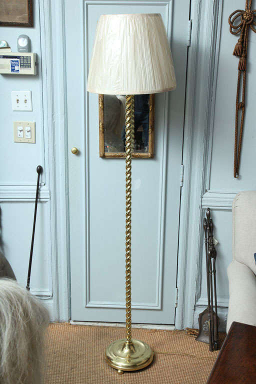Early 20th Century Brass Floor Lamp
