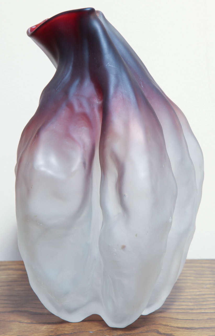 Nikolas Weinstein Art Glass Vase In Excellent Condition In New York, NY