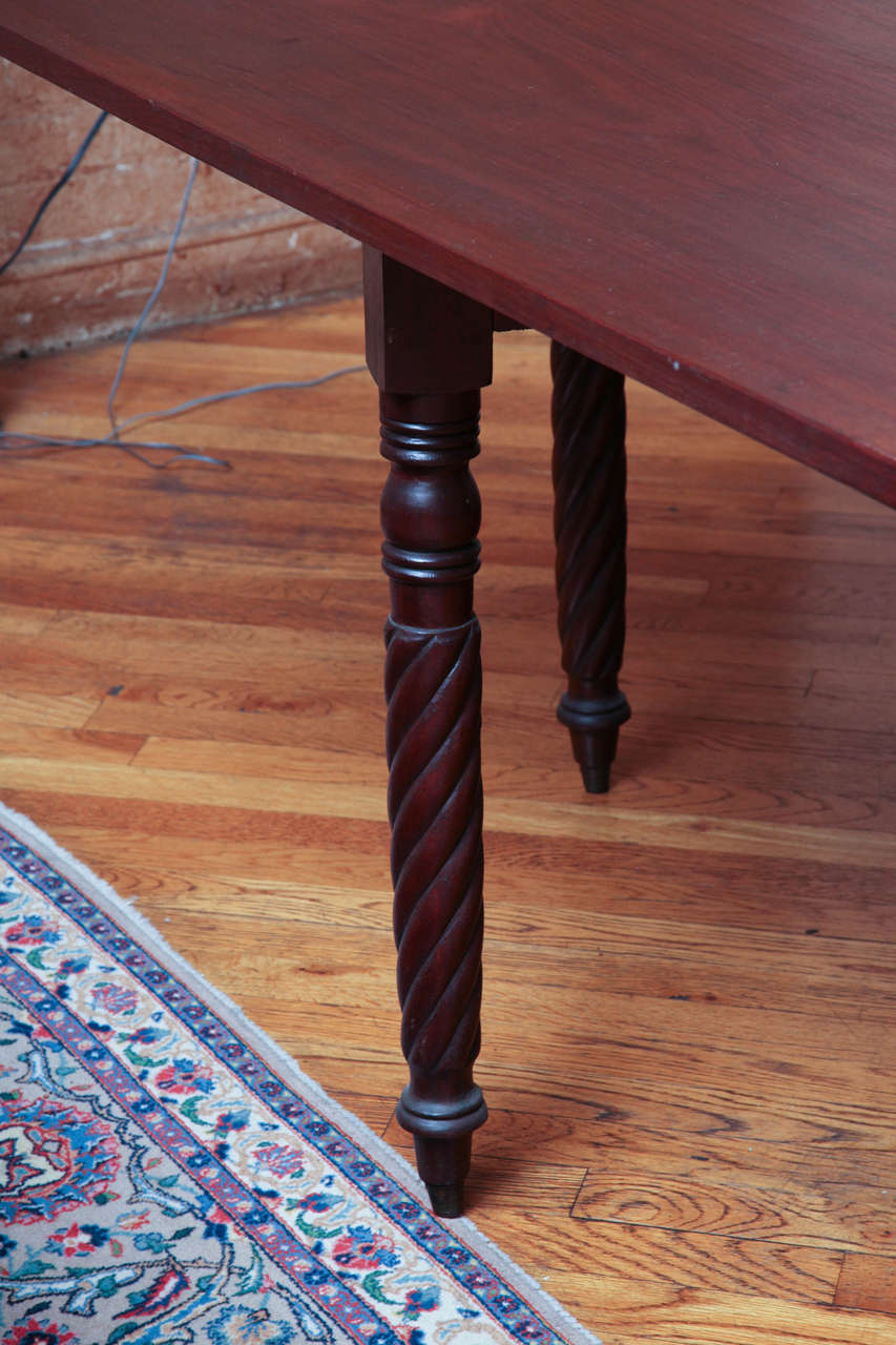 19th Century American Mahogany Drop-Leaf Dining Table 2