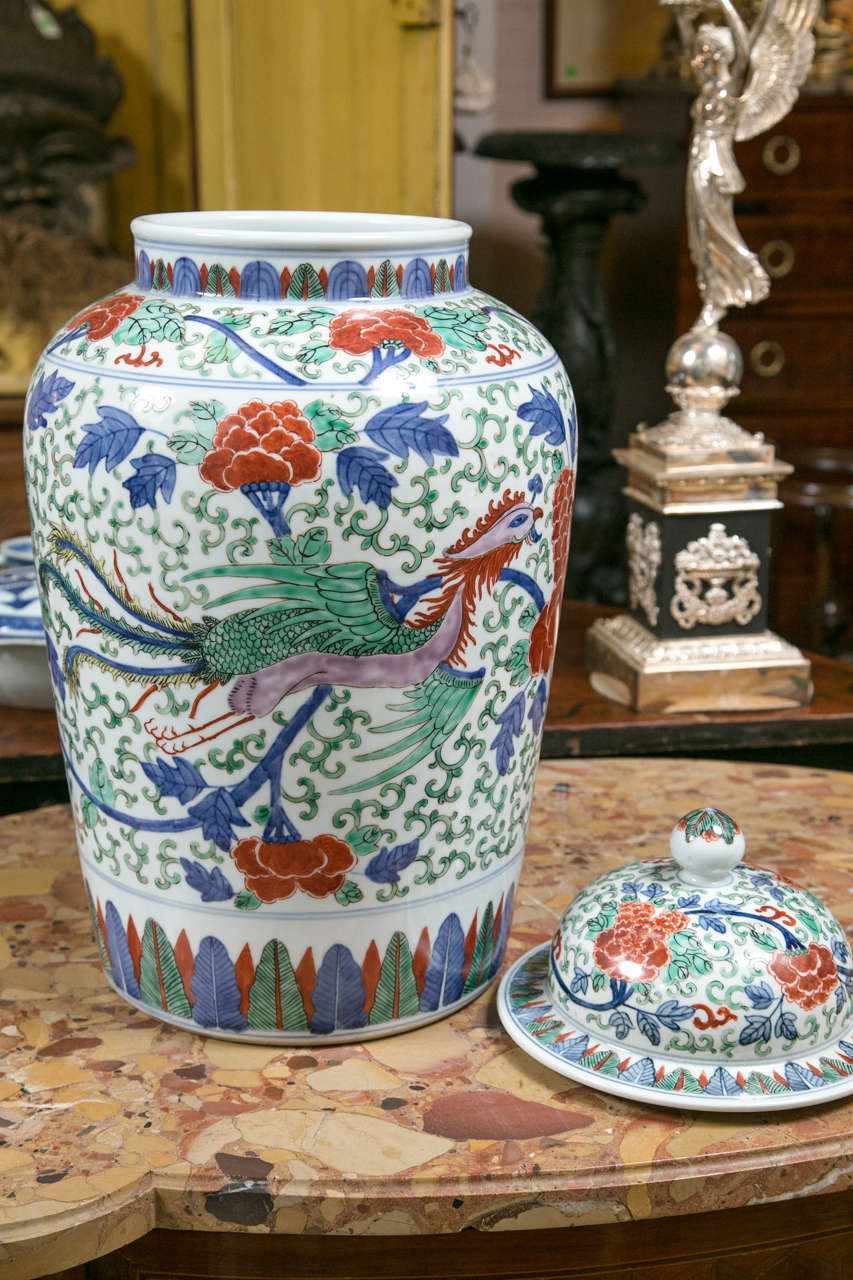Hand-Painted Large Pair of Chinese Porcelain Covered Jars