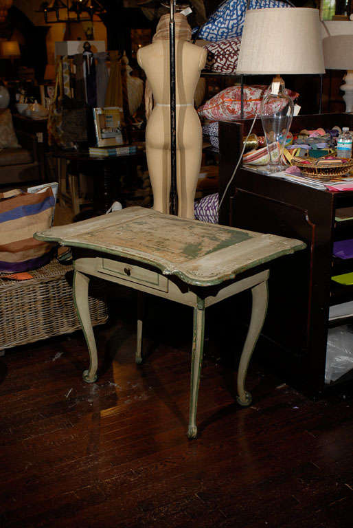 Italian 19th Century Painted Dressing Table 8