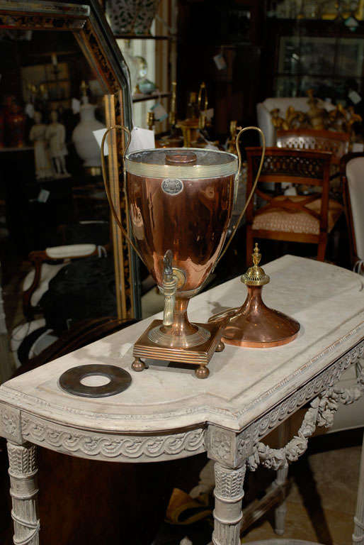 19th Century Copper and Brass Hot Water Urn, Wooden Turn 4