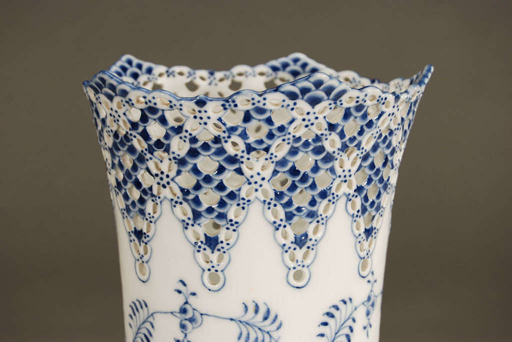 Danish Royal Copenhagen Full Lace Monumental Vase