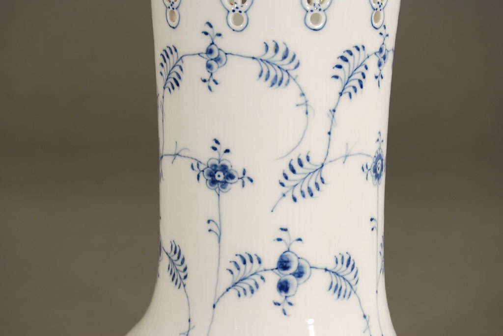 Royal Copenhagen Full Lace Monumental Vase In Excellent Condition In Great Barrington, MA