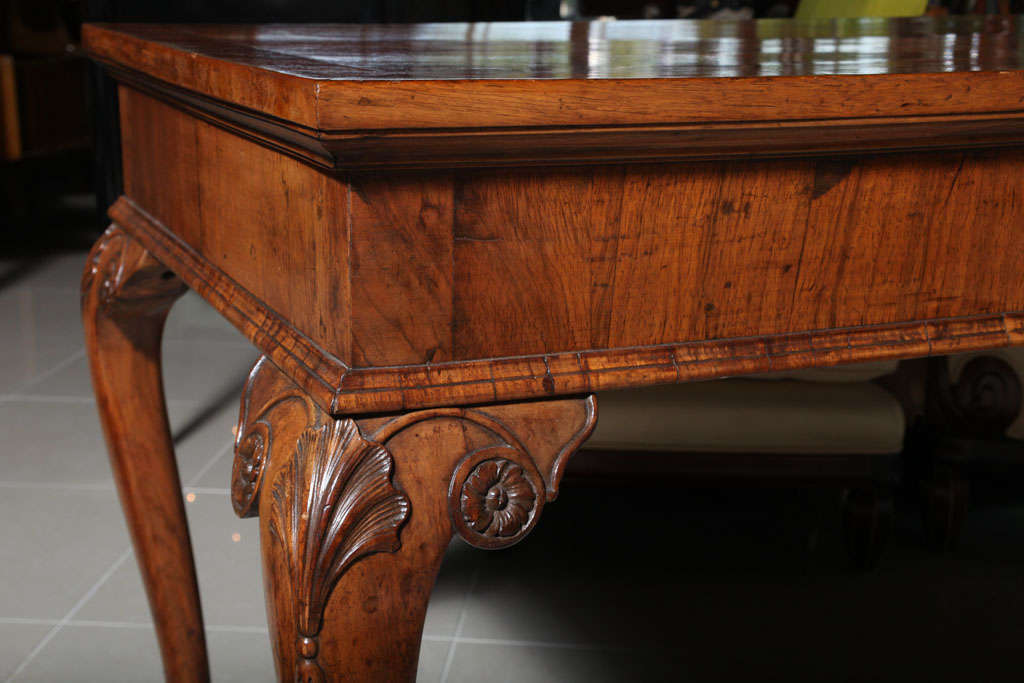 Venetian Olivewood and Walnut Writing Table For Sale 5