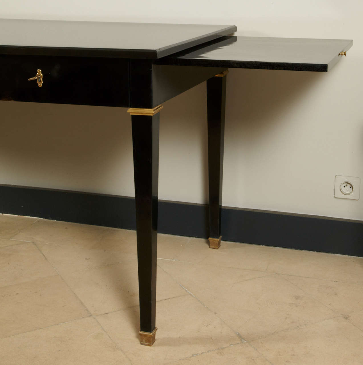 Lacquer Elegant Jansen Desk