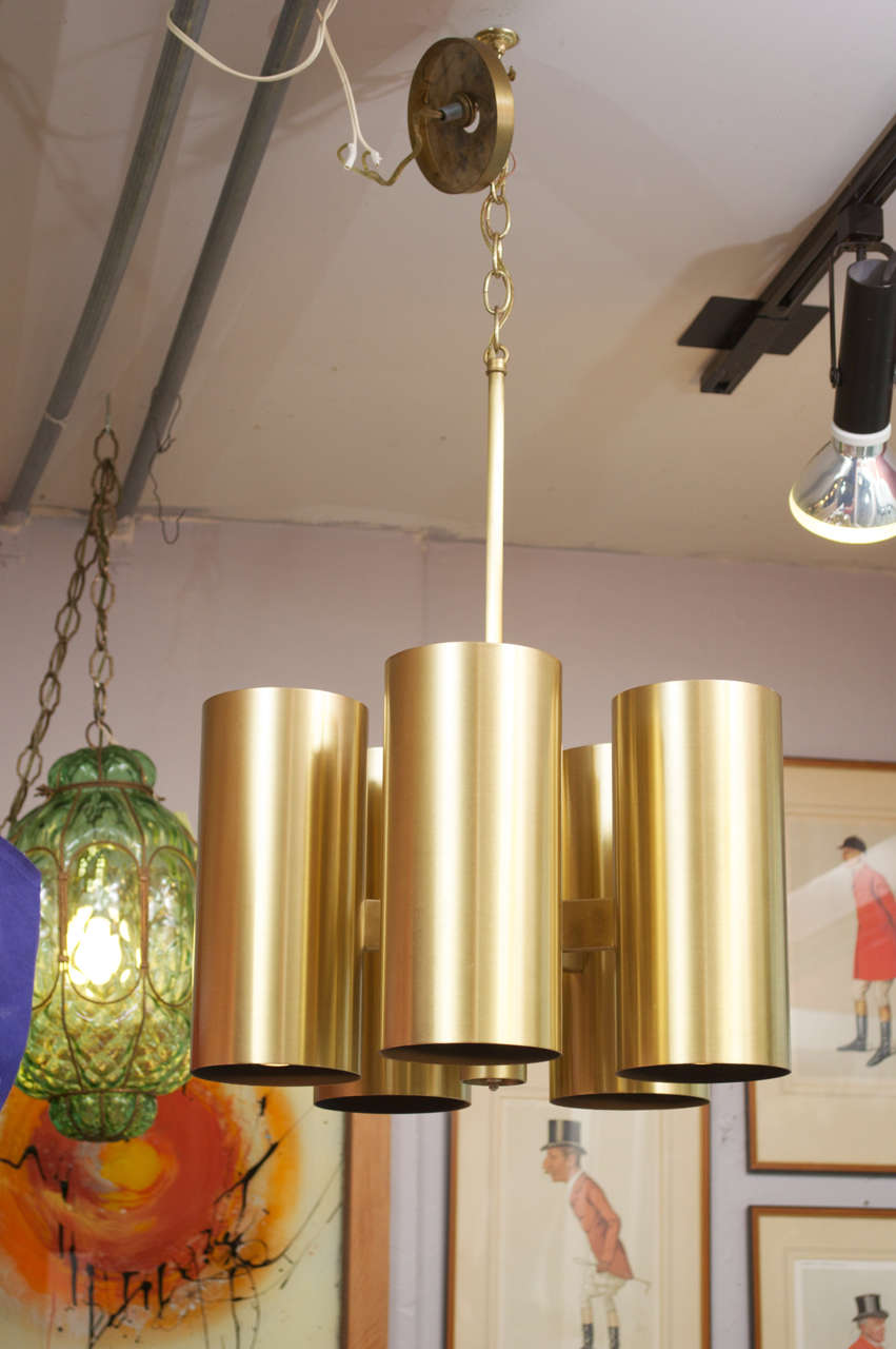 For your consideration is this 1960's mid century modern designed chandelier produced by Robert Long of Sausalito, California.  Robert Long Lighting was a small firm that existed in the 1960's thru the 1980's.  Their fixtures are of the highest