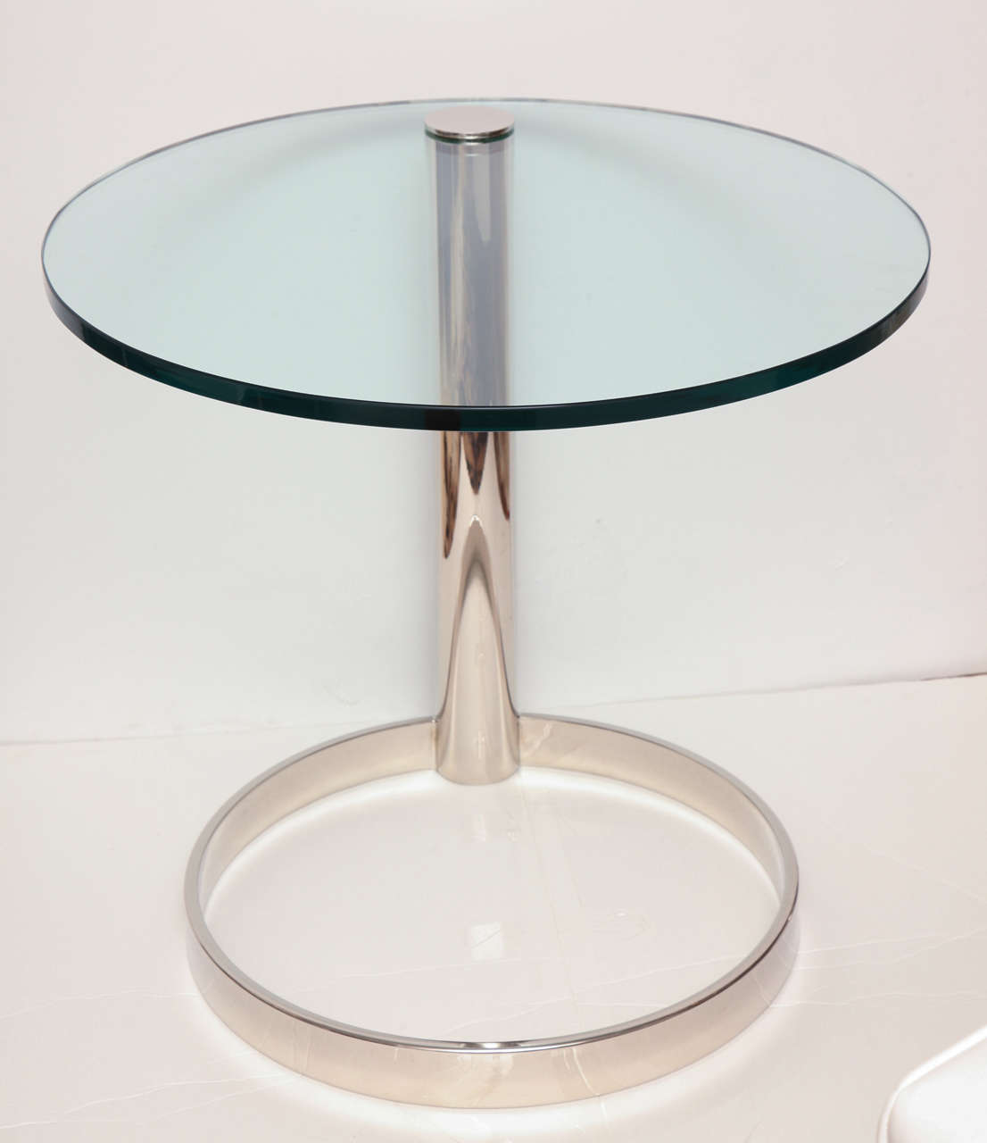 Decorative Pace table, c 1960. Nickel plated.