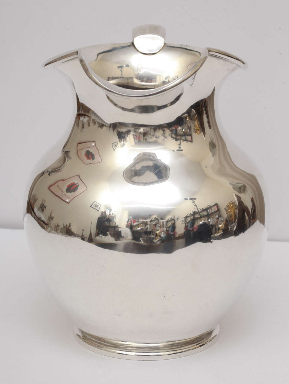 Irish Sterling Silver Water Pitcher/Jug by Edmond Johnson In Excellent Condition In New York, NY