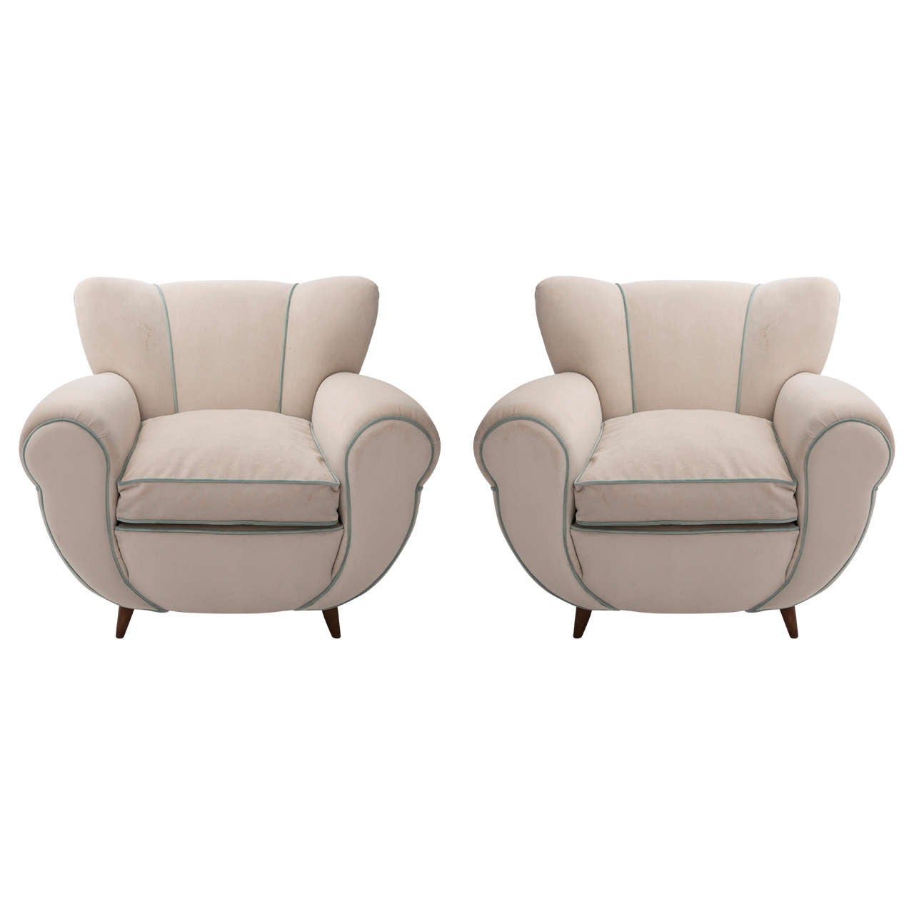 Guglielmo Ulrich attributed pair of armchairs, Italy circa 1940