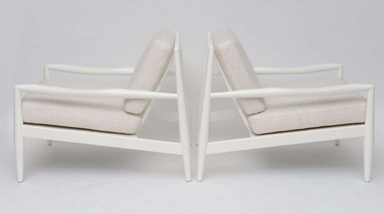 Pair of Adrian Pearsall Lounge Chairs 1