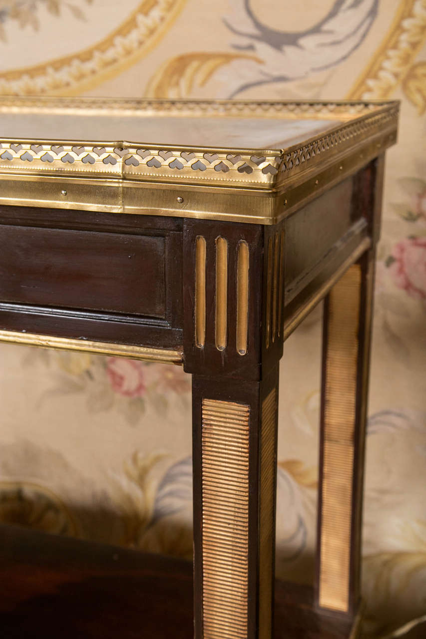 Russian Neoclassical Style Marble-Top Console Table In Good Condition In Stamford, CT