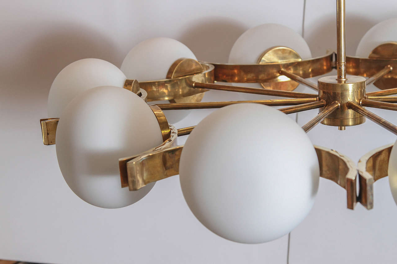 Late 20th Century Brass and Frosted White Glass Chandelier in the Style of Stilnovo For Sale