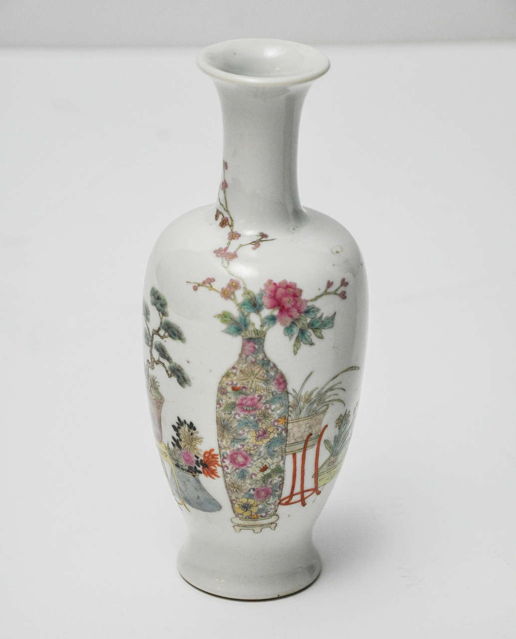 Pair of Antique Chinese AmphoraShaped Porcelain Vases For Sale at 1stDibs