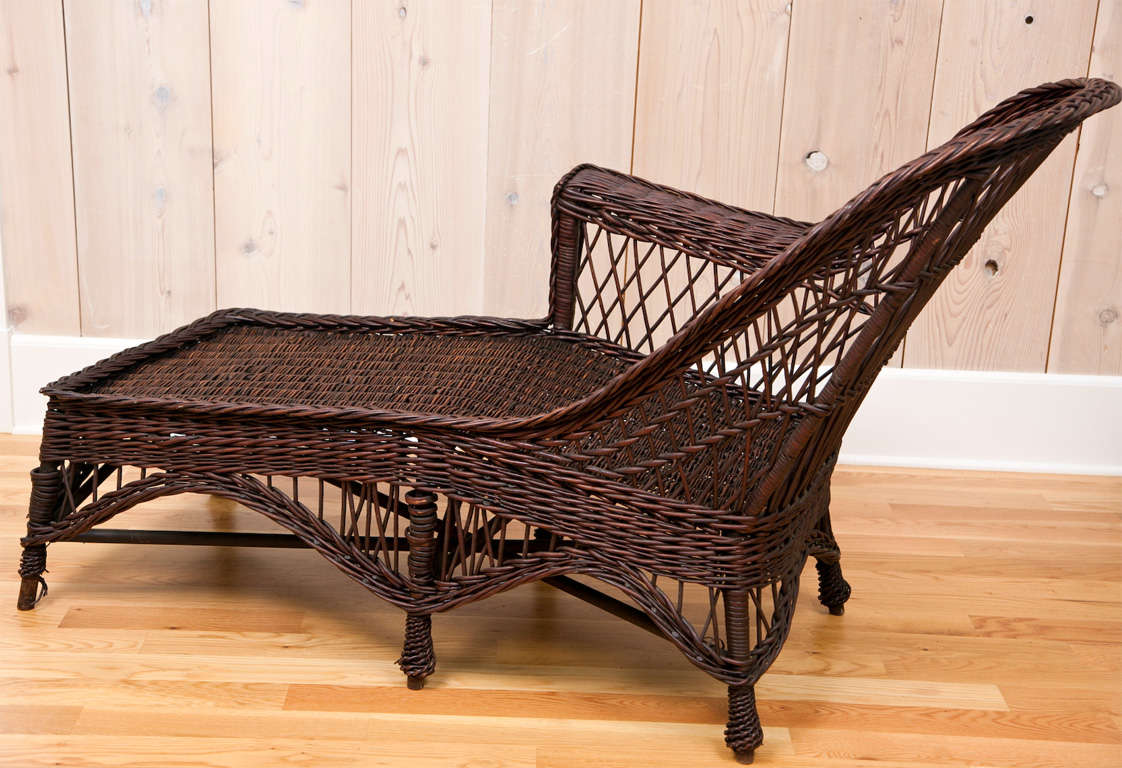 Antique Wicker Chaise 1