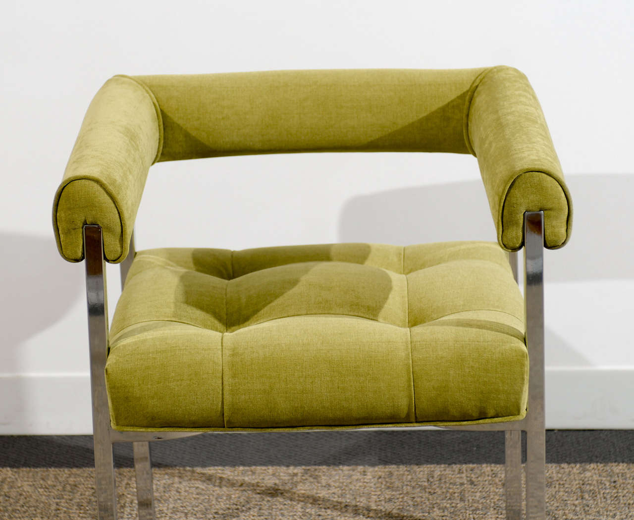 Mid-Century Modern Beautiful Milo Baughman Style Chrome Armchairs in Lime Chenille For Sale