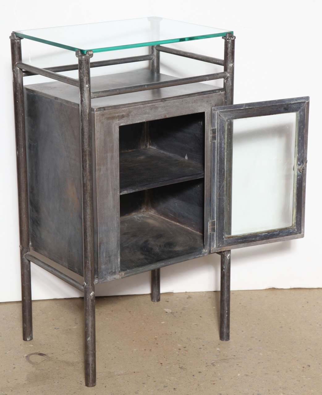 early 20th c. Industrial Side Table In Good Condition In Bainbridge, NY