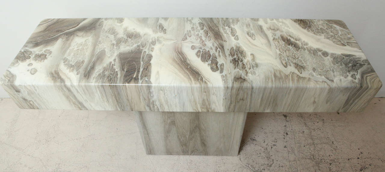 Faux Marble Resin Console In Excellent Condition In Los Angeles, CA