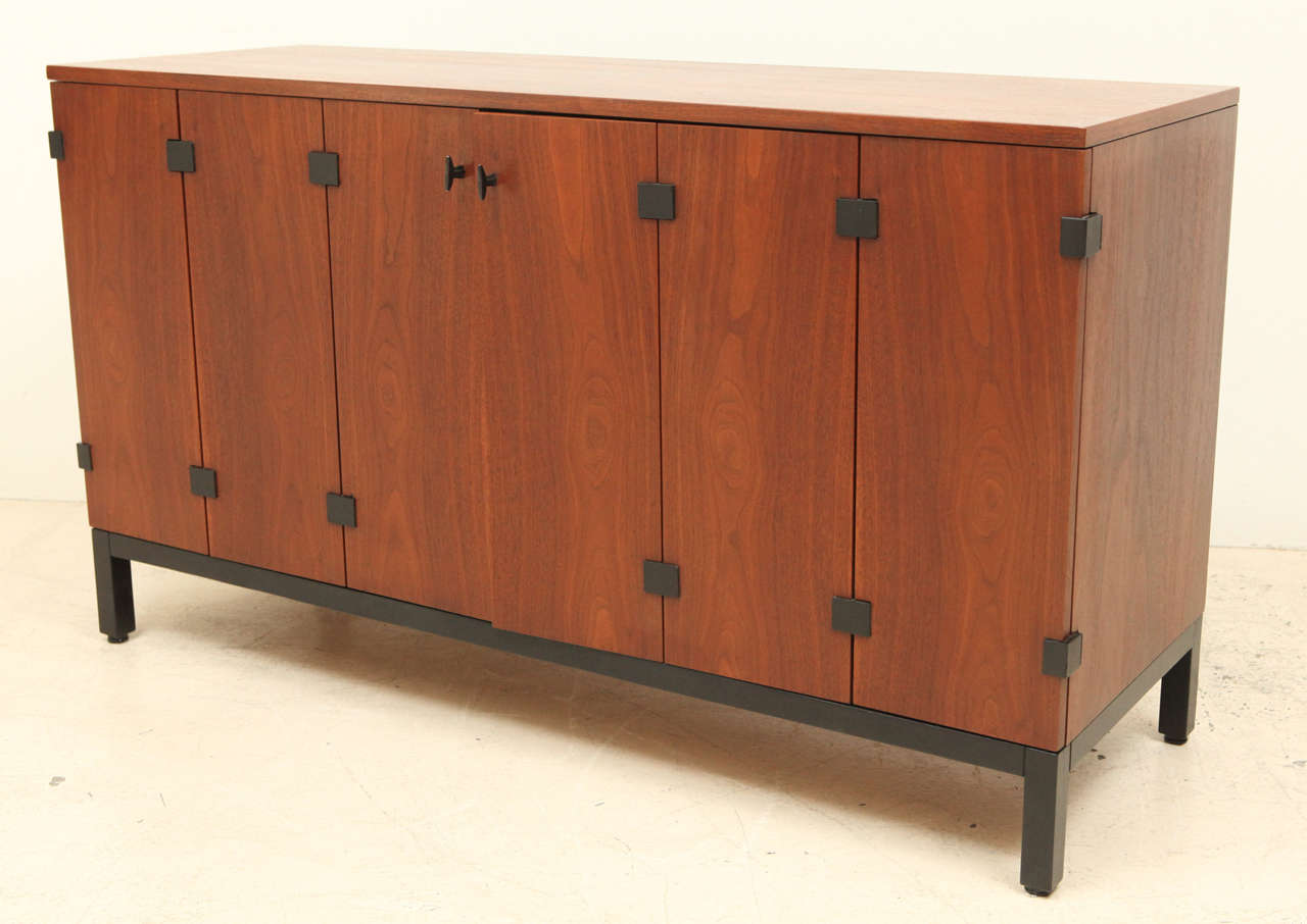 Rare Milo Baughman Walnut Bi-Fold Cabinet for Directional In Excellent Condition In Los Angeles, CA