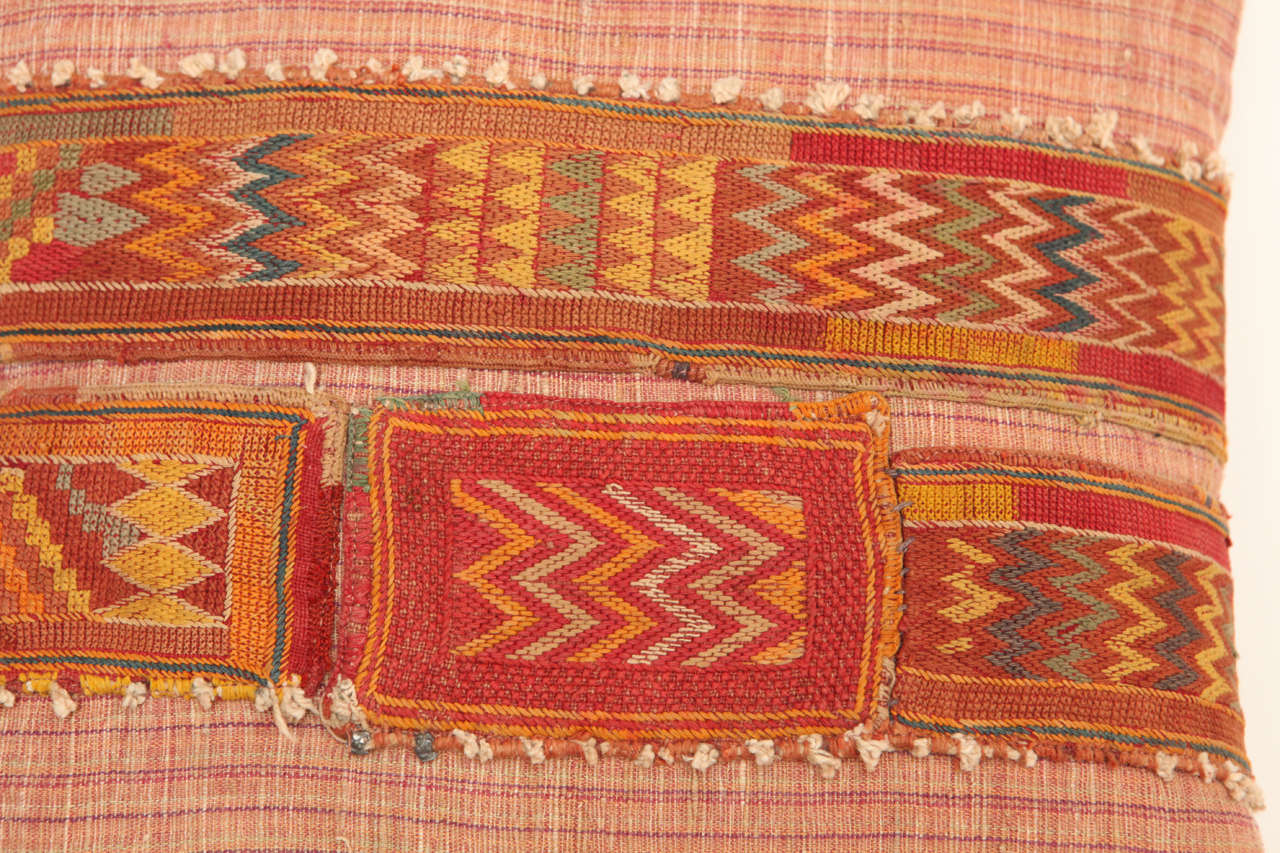 Vintage Indian Embroidery & Needlepoint Belt & Khadi Cloth Pillow In Good Condition In Los Angeles, CA