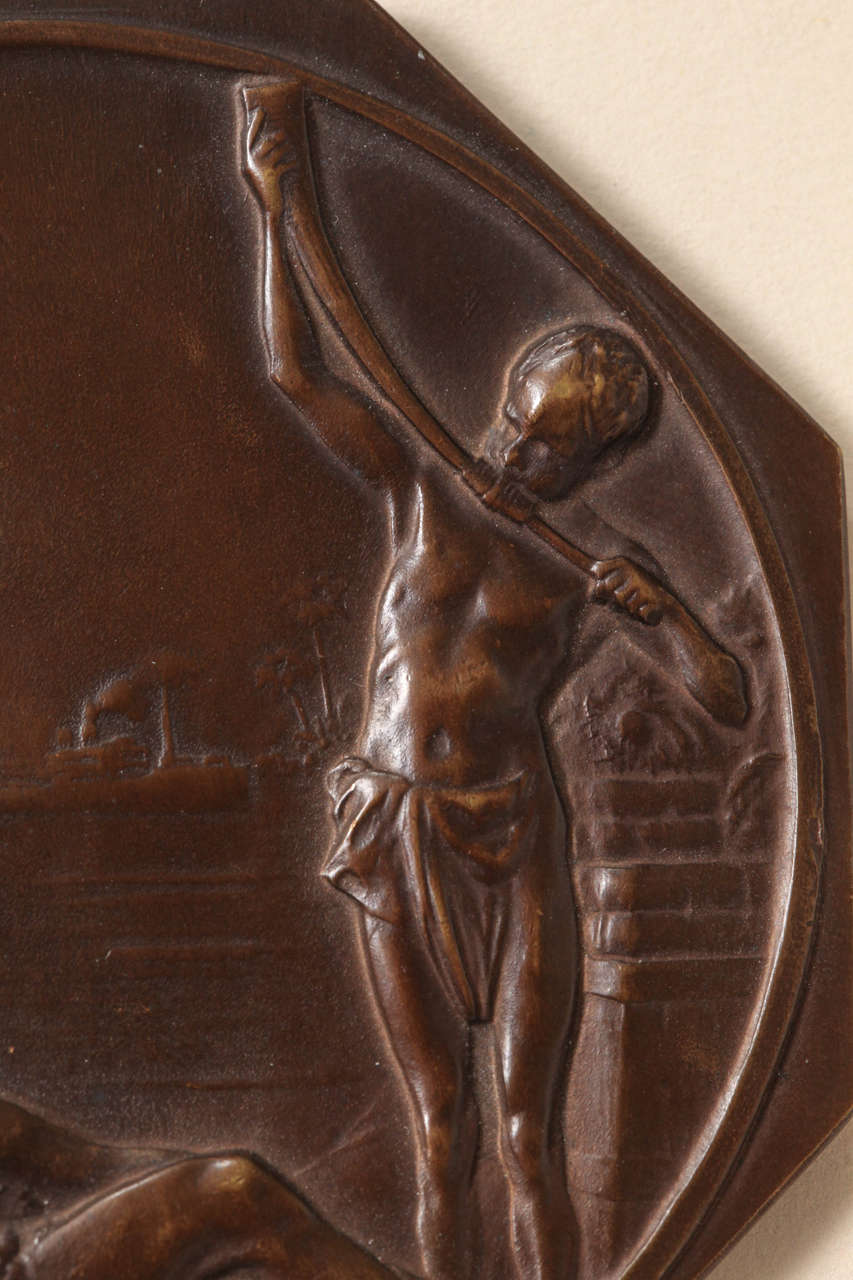 Belgian Art Deco Bronze Medal Commemorating the Exposition Internationale For Sale 1
