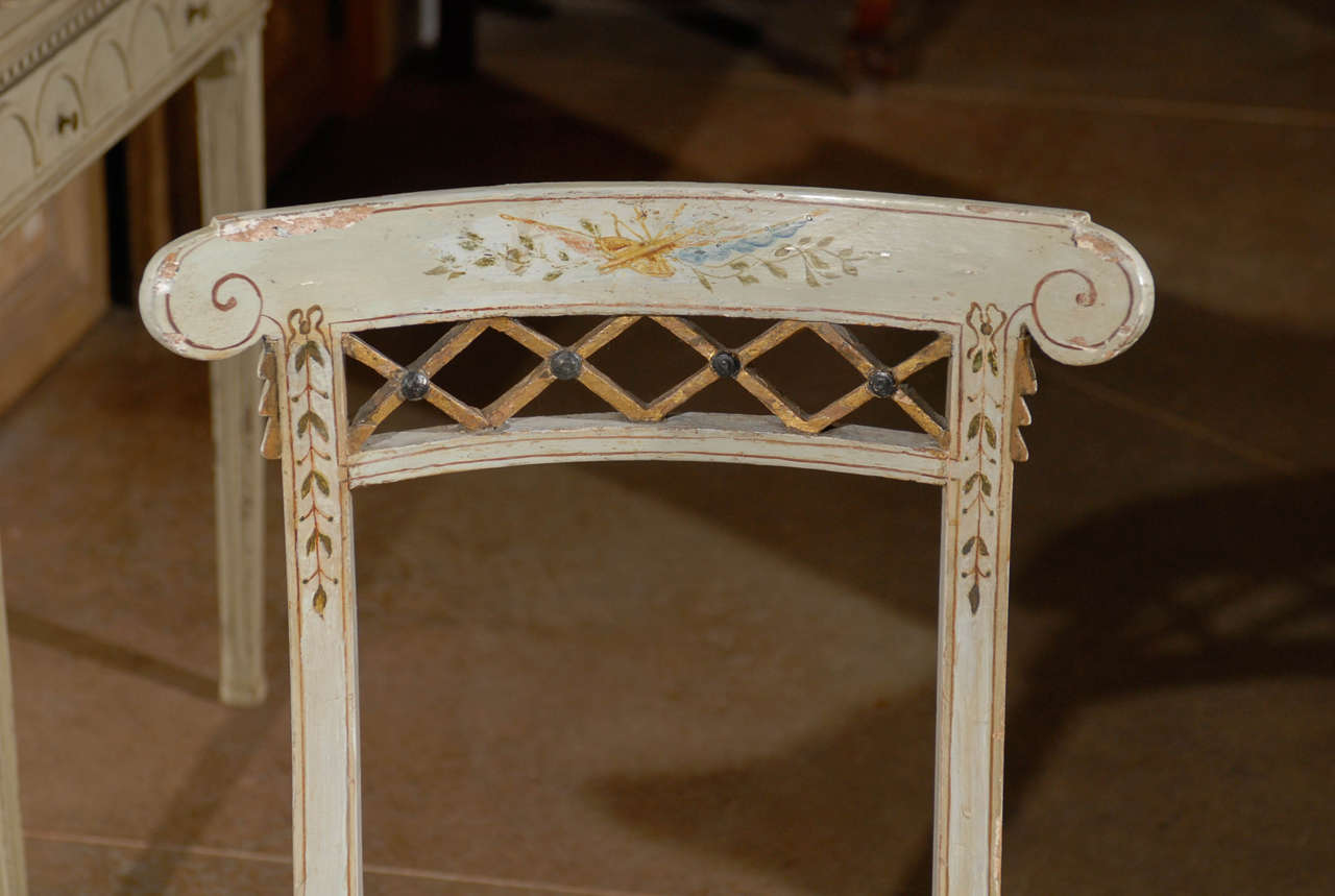 Set of Four Italian 1790s Neoclassical Period Music Chairs with Gilded Trellis In Good Condition For Sale In Atlanta, GA