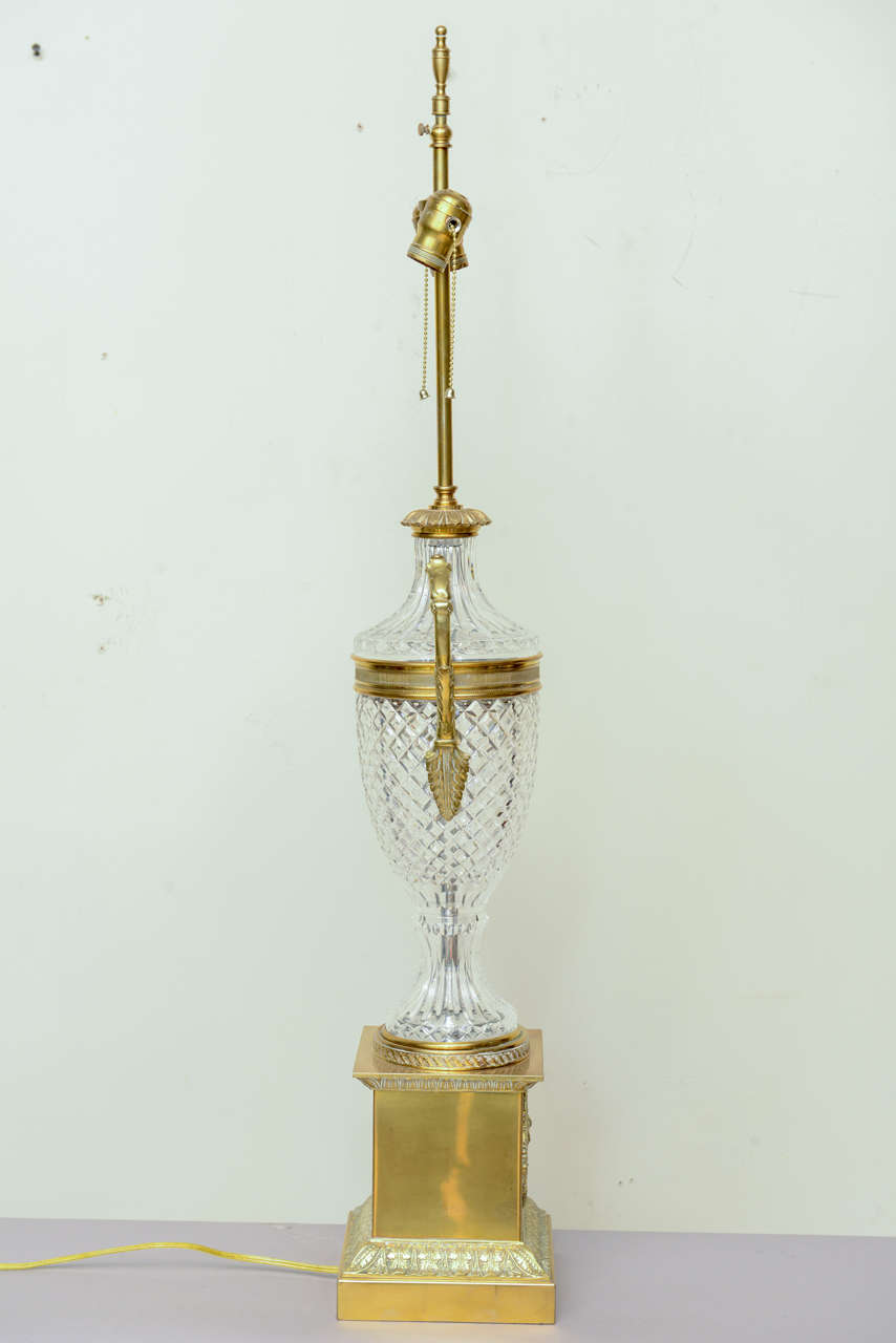 Gilt Fine Pair of Large Scale Vintage Warren Kessler Lamps For Sale
