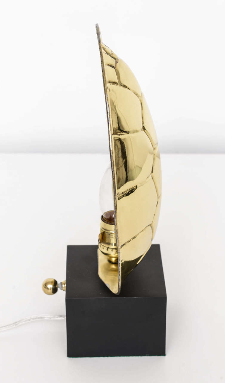 Mid Century Brass Chapman Tortoise Shell Table Lamp In Excellent Condition In Miami, FL