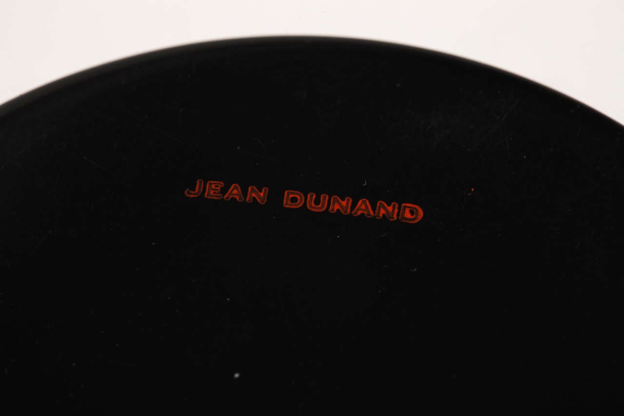 Jean Dunand French Art Deco Round Black and Coquille d'oeuf Lacquered Box For Sale 1