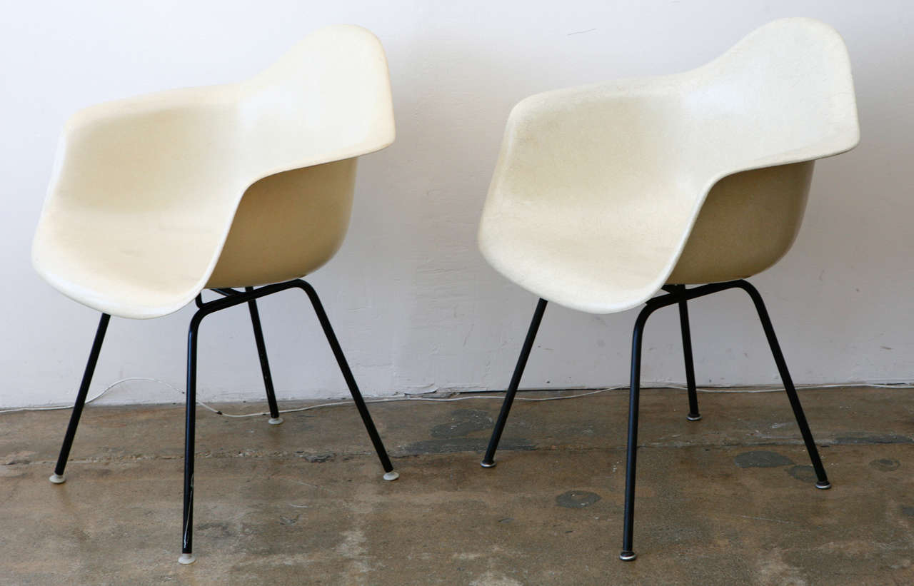 Mid-20th Century eames bucket chairs