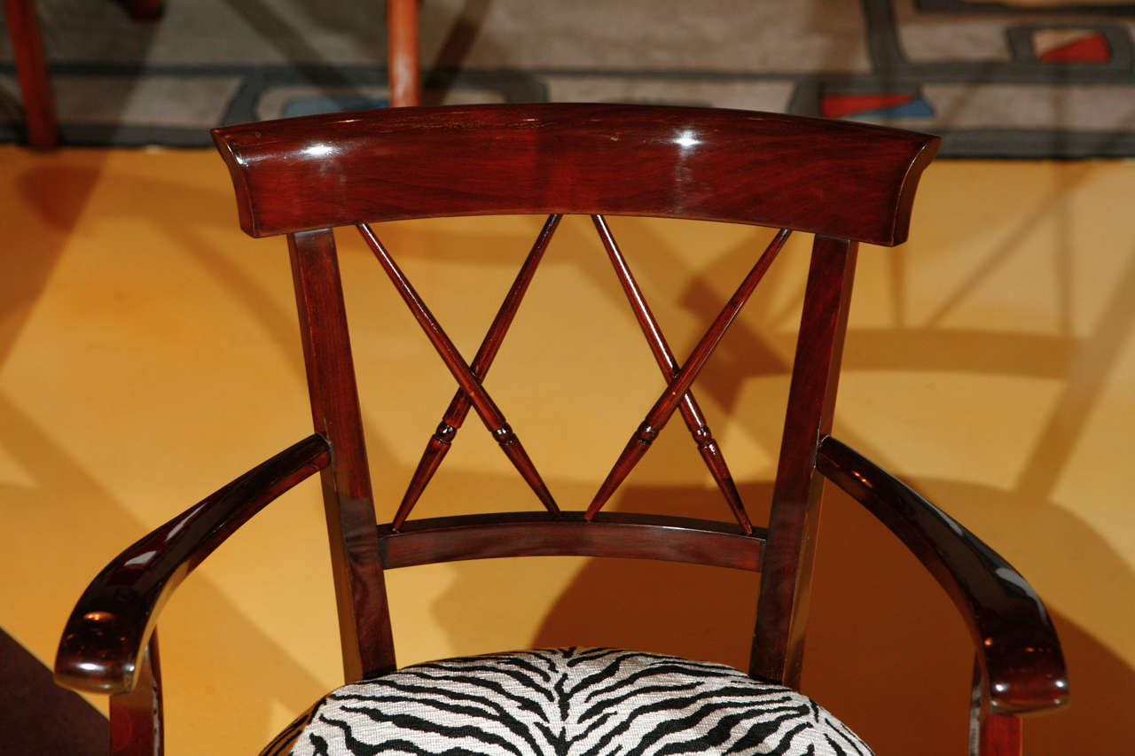 Pair of Late Art Deco X Back Chairs In Good Condition For Sale In Beverly Hills, CA